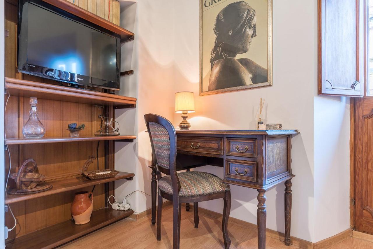 Montecitorio & Pantheon Stylish Flat Leilighet Roma Eksteriør bilde